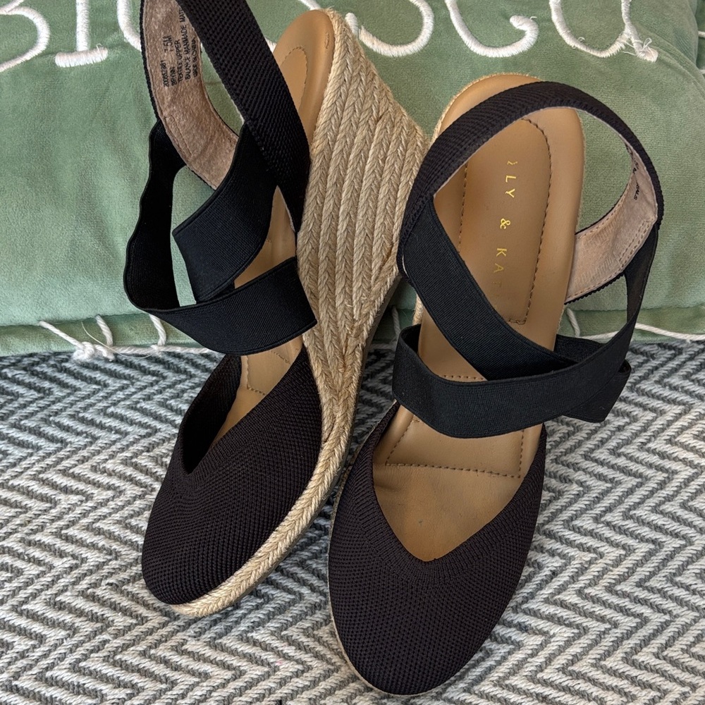 Kelly & Katie Black Espadrille Wedge Sandals with Tan 3.5” Jute Heel